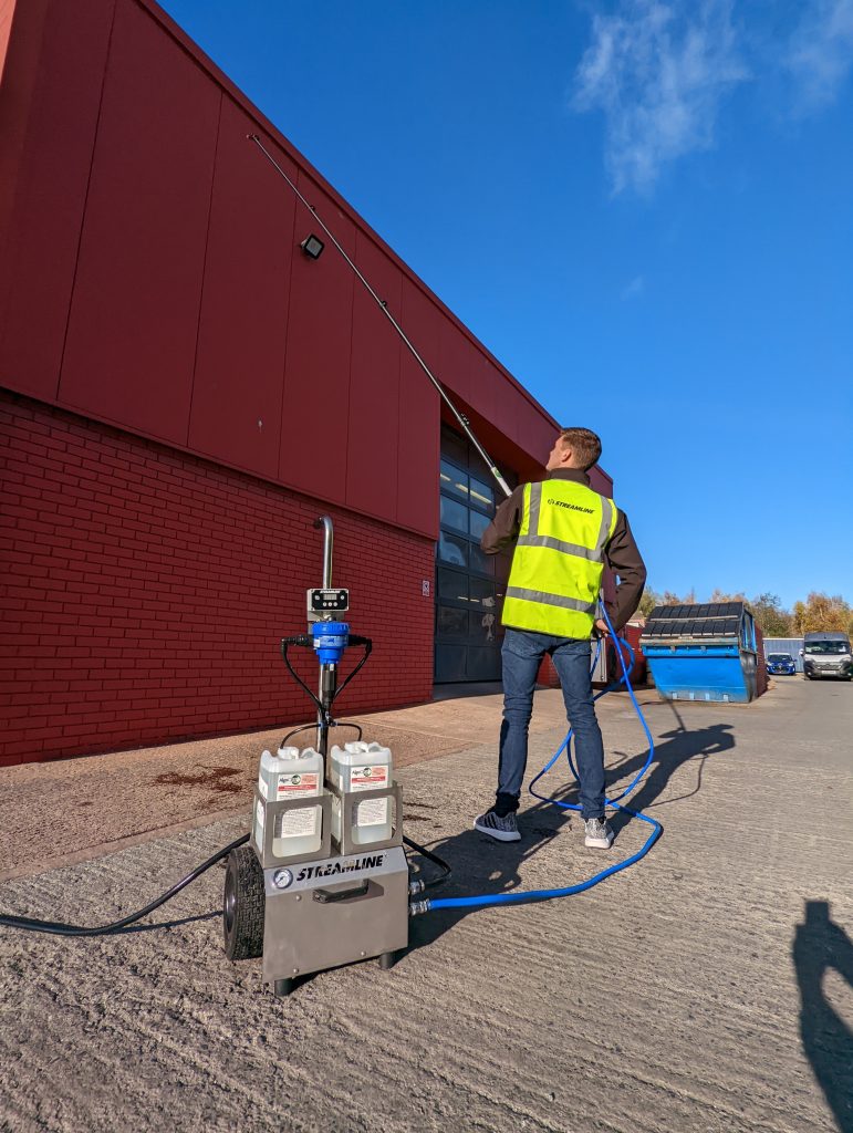 Streamline High Reach Pressure Window Cleaning Equipment